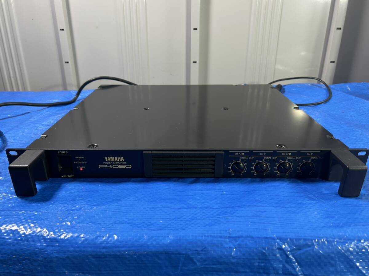 動作確認済】 YAMAHA P4050パワーアンプ。スピーカー4台鳴らせます！