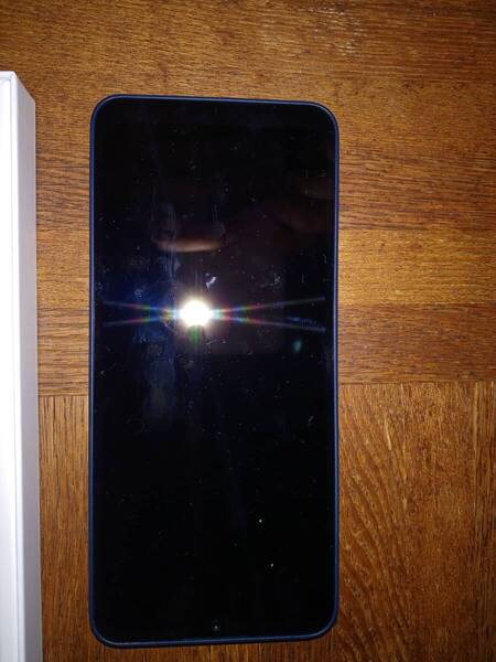 シャープ simフリー docomo スマートフォン SH-52E