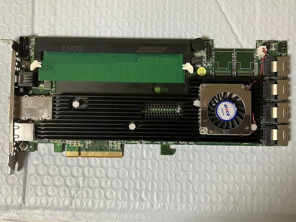 areca ARC-1882IX-16 Ver.3.0 SATA/SAS 6Gb/s RAIDカード 16ポート対応、冷却ファン付