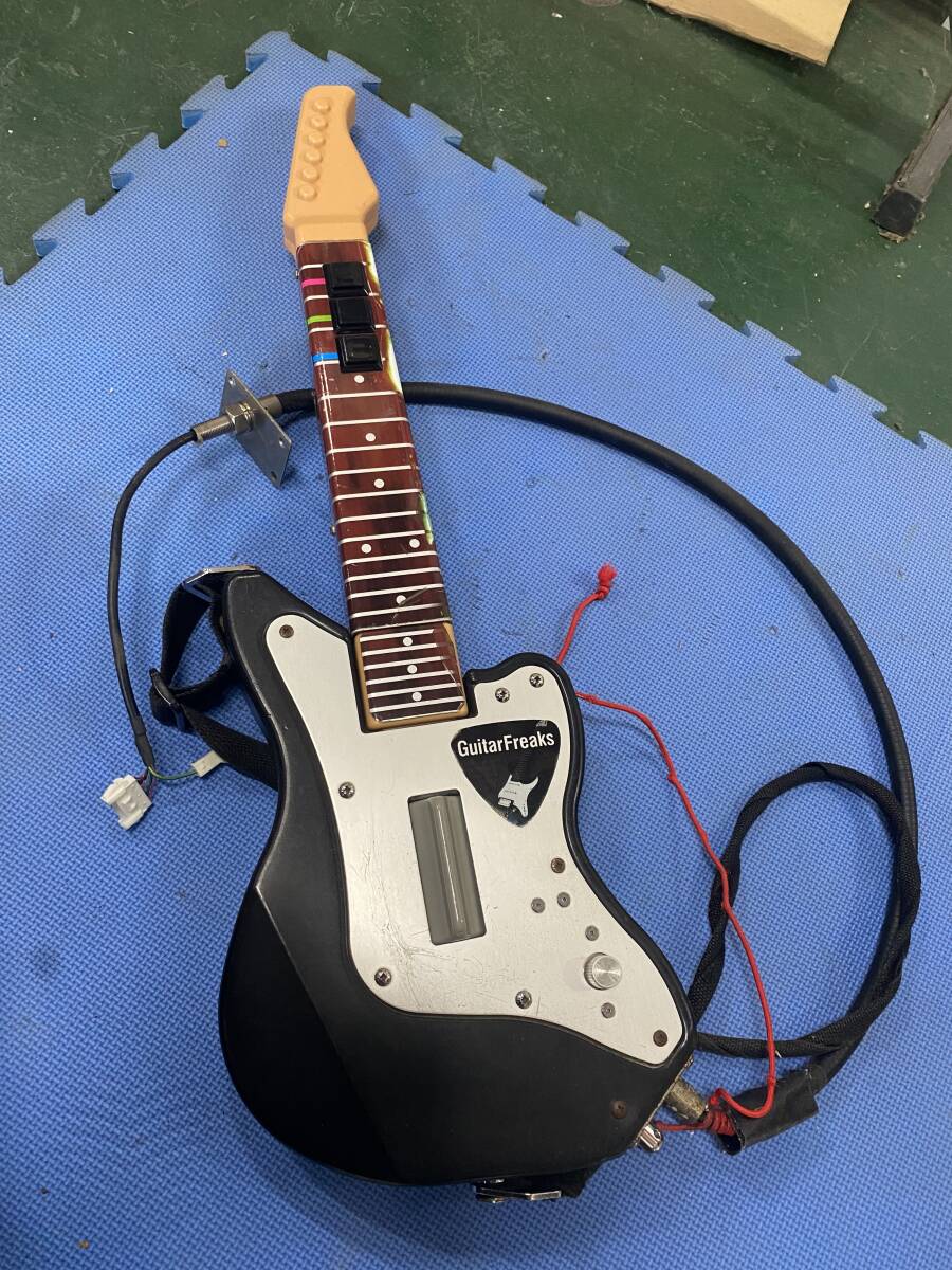 Yahoo!オークション -「guitarfreaks」(アーケードゲーム