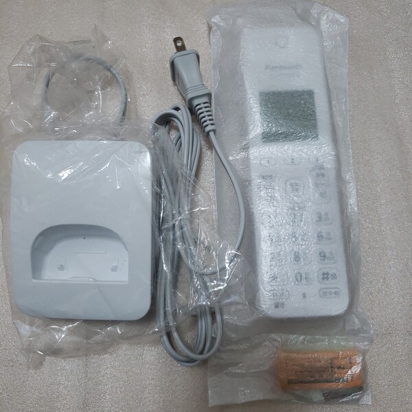 新品未使用 即決☆送料込み☆増設用子機 パナソニック KX-FKD558-W Panasonic 子機 増設