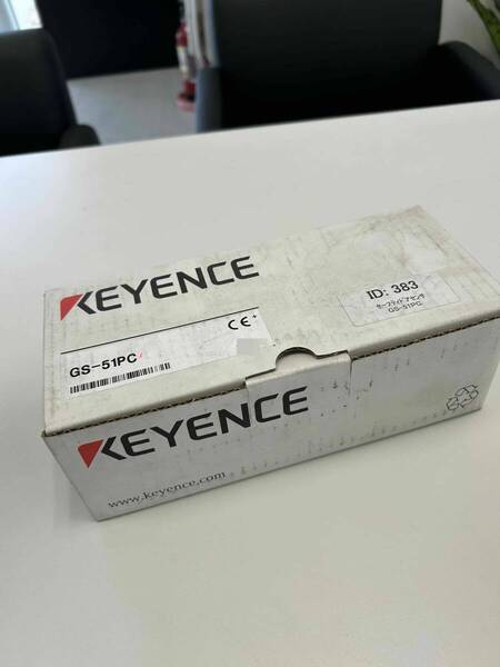 ★未使用品 キーエンス スプリングロック 標準タイプ PNP M12コネクタタイプ GS シリーズ キーエンス センサ/変位計 GS-51PC