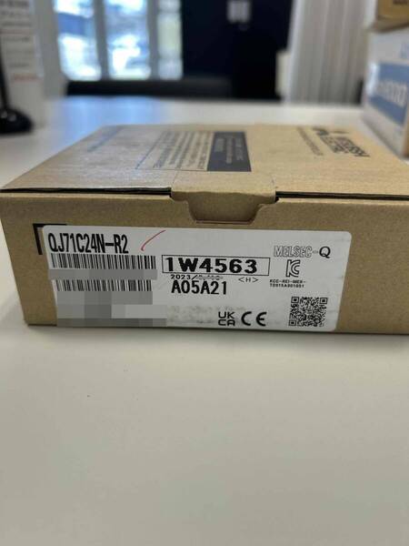 ★未使用品 三菱電機 QJ71C24N-R2 シーケンサ 2023年製