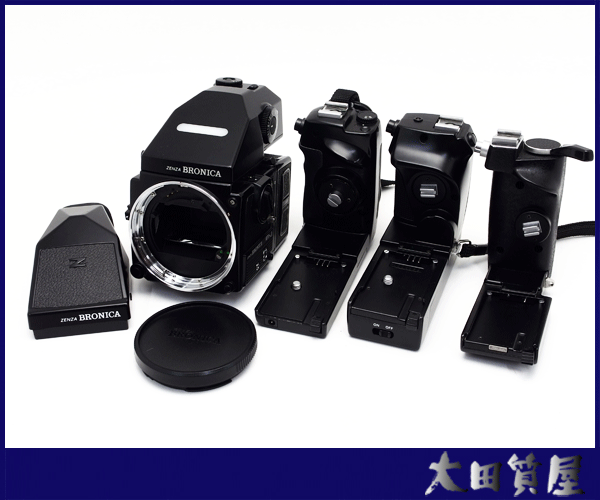 ★Zenza Bronica 一眼レフカメラ ★純正カバー ★遮光板 ケース付★ USTMamiya - ZENZA BRONICA ゼンザブロニカ 遮光板 引き蓋 中判