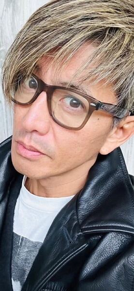 【梅雨時期はメガネ。夏にはサングラスになる。】木村拓哉さん 6月もご愛用Ray-Ban