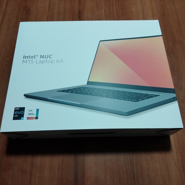 【訳アリ品】 新品 インテル純正品 タッチパネル搭載 ノートパソコン Intel NUC M15 Laptop Kit Core i7-1165G7 16GB 512GB BBC710BCUXBC1