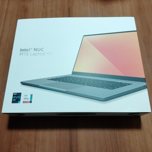 インテル純正品 タッチパネル搭載 ノートパソコン Intel NUC M15 Laptop Kit Core i7-1165G7 16GB 512GB BBC710BCUXBC1
