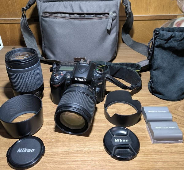 Nikon D90 レンズ2本 バッテリー2個 カメラバック ニコン