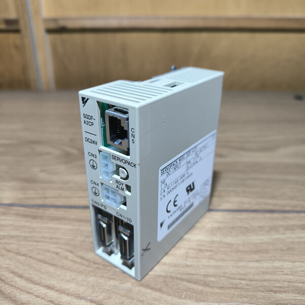 YASKAWA SGDF-A2CP SERVOPACK サーボパック