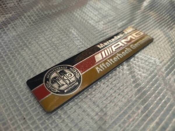 【ゆうパケット送料込】Mercedes-AMG エンブレムプレート 縦2.5cm×横10.2㎝ メルセデスベンツ