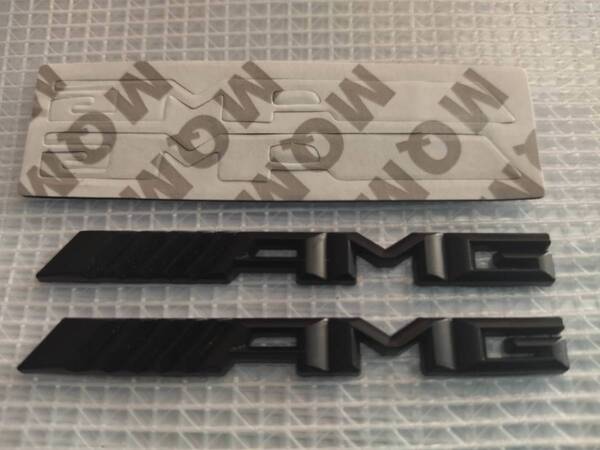 【ゆうパケット送料込】AMG ミニエンブレム 2枚組 マットブラック 横7.5cm×縦1.2cm×厚さ2mm ① メルセデスベンツ