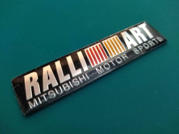 【ゆうパケット送料込】RALLIART(ラリーアート) エンブレムプレート 横8.5cm×縦2.2cm×厚さ1mm ① 三菱