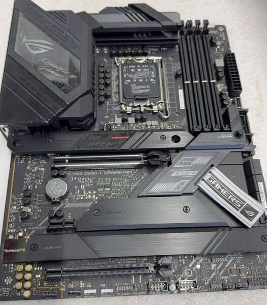 M676 中古良品マザーボード ROG STRIX-Z690-F GAMING WIFI 動作確認済・Win11認証・訳あり・ネットワーク不良・WIFI、BT内蔵
