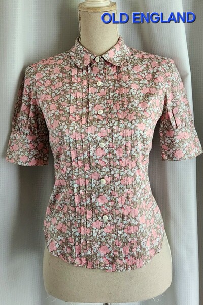 大変美品 OLD ENGLAND 可愛いコットンブラウス 花柄 総柄 半袖