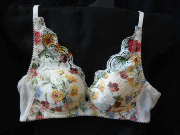 B70 CR色 BXB194 ☆ワコール 重力ケアブラ☆ 3/4カップブラ ワイヤーなし