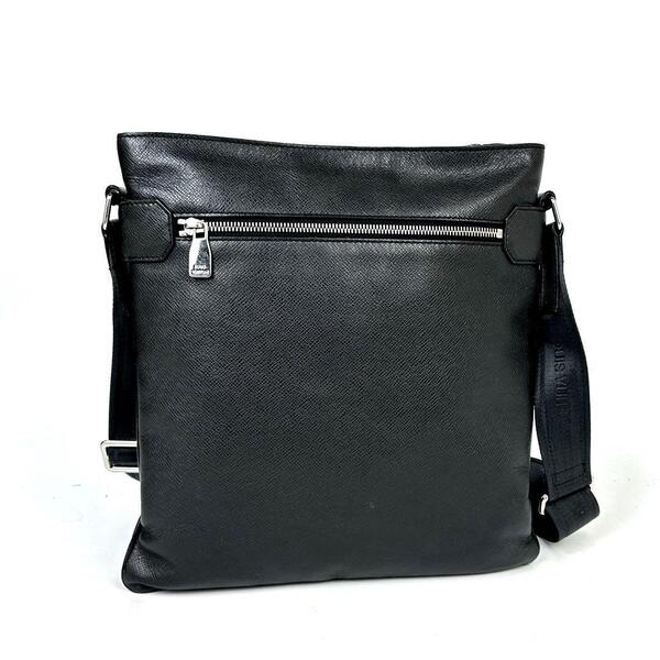 【美品】LOUIS VUITTON ルイヴィトン タイガ サシャ M32712 ショルダーバッグ ポシェット フォーマル ビジネス 男女兼用 レザー 黒 人気