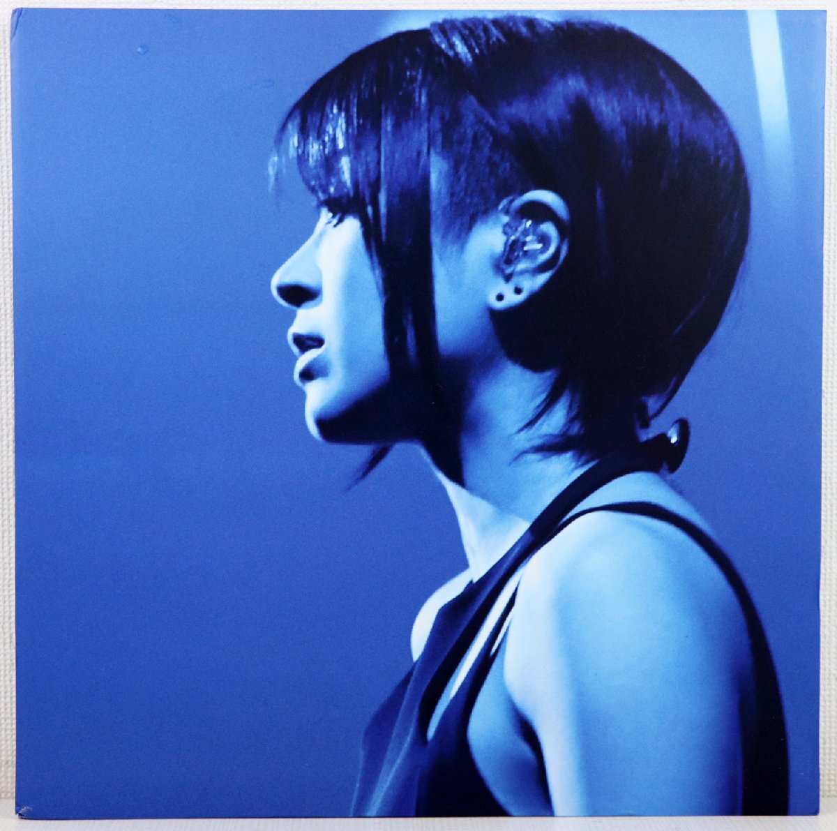 Yahoo!オークション -「hikaru utada laughter in the dark tour