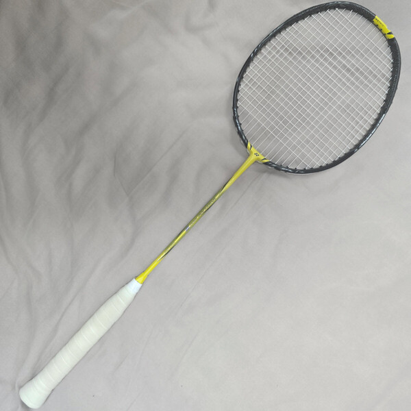 YONEX(ヨネックス) NANOFLARE(ナノフレア) 1000 ZZ 4U 20-28lbs バドミントン ラケット 修理品