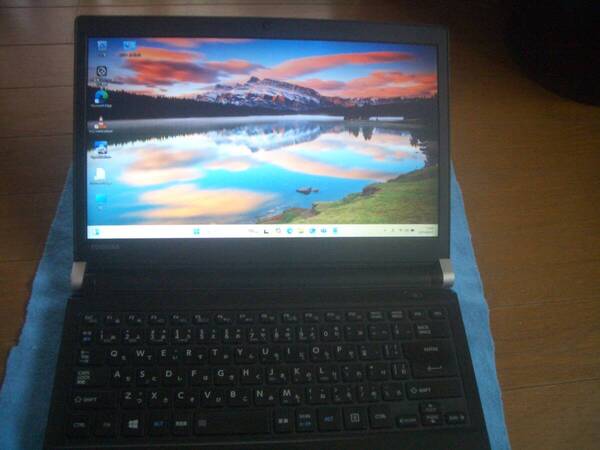 IPTV視聴可☆Dynabook RX73/FBE Win 11Home64 24H2 i5 2.7GHz M2 SSD128GB Memory8G カメラ 指紋認証 WiFi&Bluetooth HDMI ☆