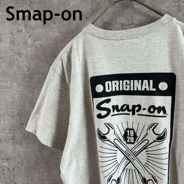 SNAP ON バックプリントtシャツ グレー 半袖 Mサイズメンズ