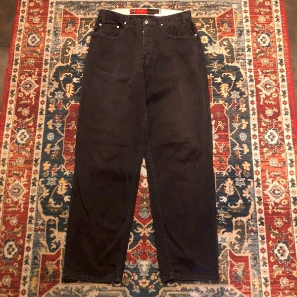 90s Levi's Silver Tad シルバータブ ブラックデニム W33 L32 W82cm ヴィンテージ ジーンズ デニムパンツ ストレート リーバイス 刻印 00s