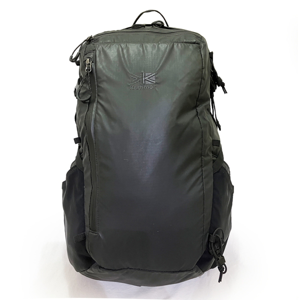 カリマー アルタイル25 バックパック ブラック KARRIMOR ALTAIR25 正規品 501146 美品 リュック トラベル タウンユース ファッション 黒