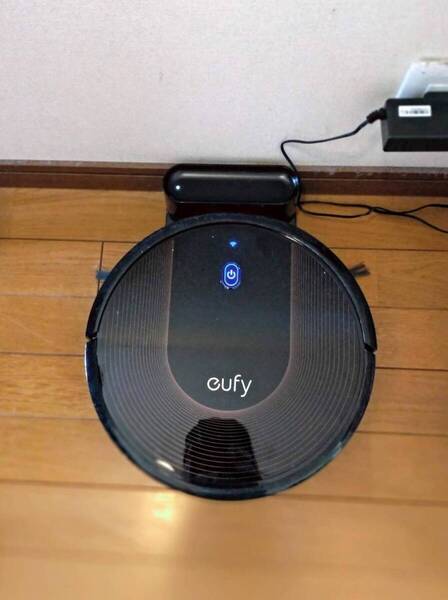 静音設計の超薄型ロボット掃除機 RoboVac 30C Max 強力吸引