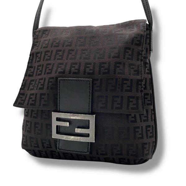 【極美品】 フェンディ FENDI ショルダーバッグ マンマバケット ズッカ柄 ズッキーノ キャンバス レザー 斜め掛け