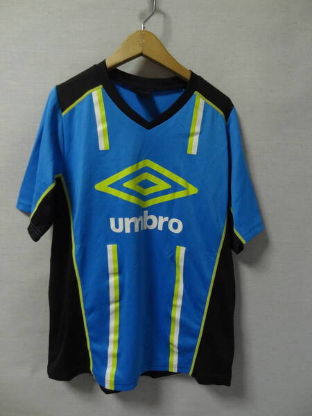 全国送料無料 アンブロ UMBRO デサント 子供服キッズ男&女の子 サッカー等スポーツ 半袖 水色系 ポリエステル100%素材 ゲームTシャツ 160