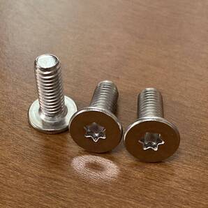 【送料無料】盗難防止ナンバープレートボルト 3個セット M6×16mm ステンレス 低頭 スリムスタイリッシュボルト シルバー