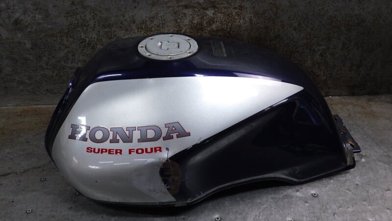 Yahoo!オークション -「cb400sf nc31 タンク」の落札相場・落札価格