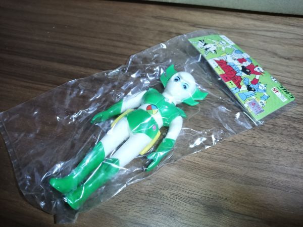 ストラダ5 フィギュア 未開封　ソフビ　　ブルマァク　タカトク　バンダイ Amazon.co.jp: TAMASHII NATIONS ソフビ魂 仮面ライダーZX