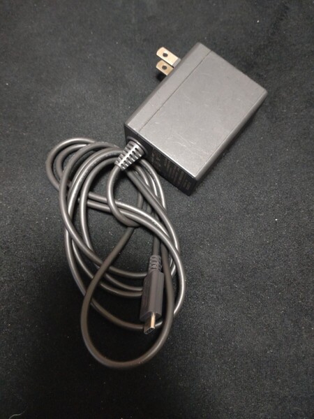 ACアダプター Switch 充電器 Nintendo HAC-002 ニンテンドースイッチ 83-8