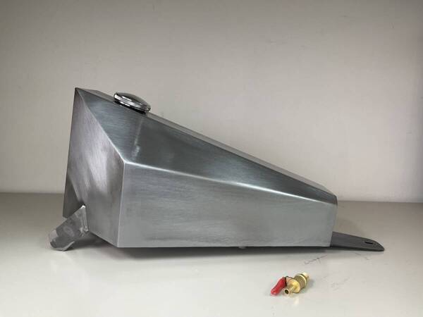 T-183 9L ホンダ HONDA V-TWIN MAGNA VT250 マグナ250 ボルトオン コフィンタンク タンク製作工房