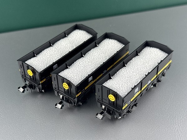 セキ3000（石炭積載）が入線しました。スポーク車輪に交換も