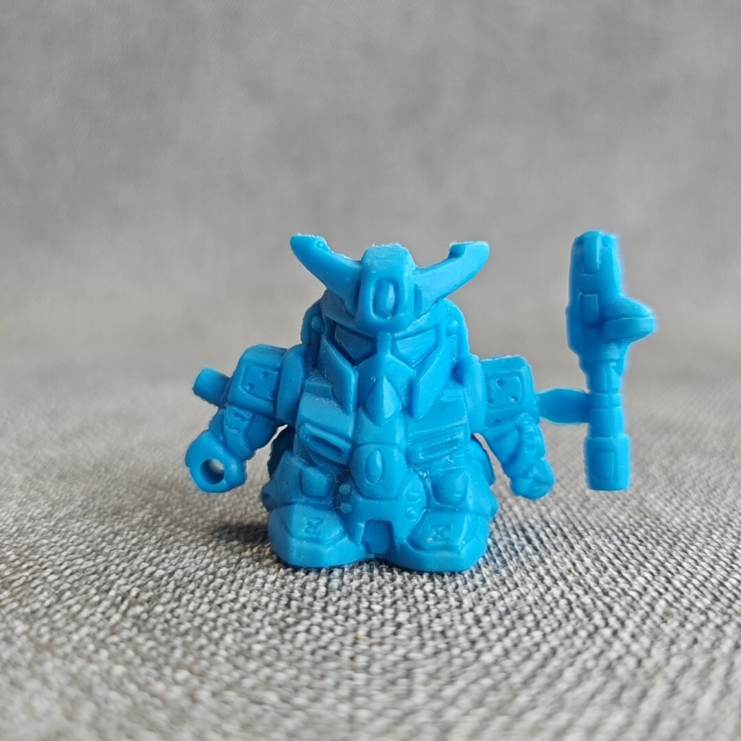 ガンダム消しゴム ①