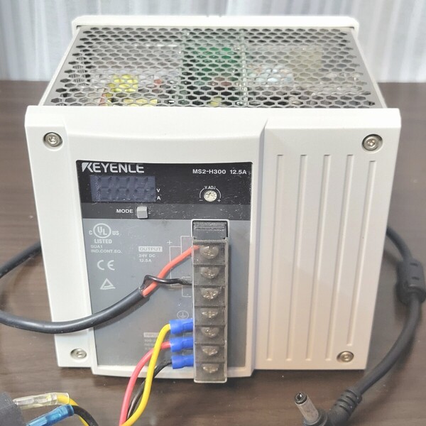 KEYENCE キーエンス モニタ内蔵 超小型スイッチング電源 MS2 シリーズ MS2-H300 12.5A 通電確認済み