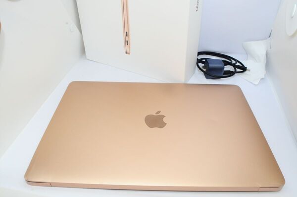 54★Macbook Air 2020 M1 16GB/256GB ゴールド13-inch A2337 Z12A0005R★送料無料★元箱★お買い得品★Apple アップル マックブック#210133