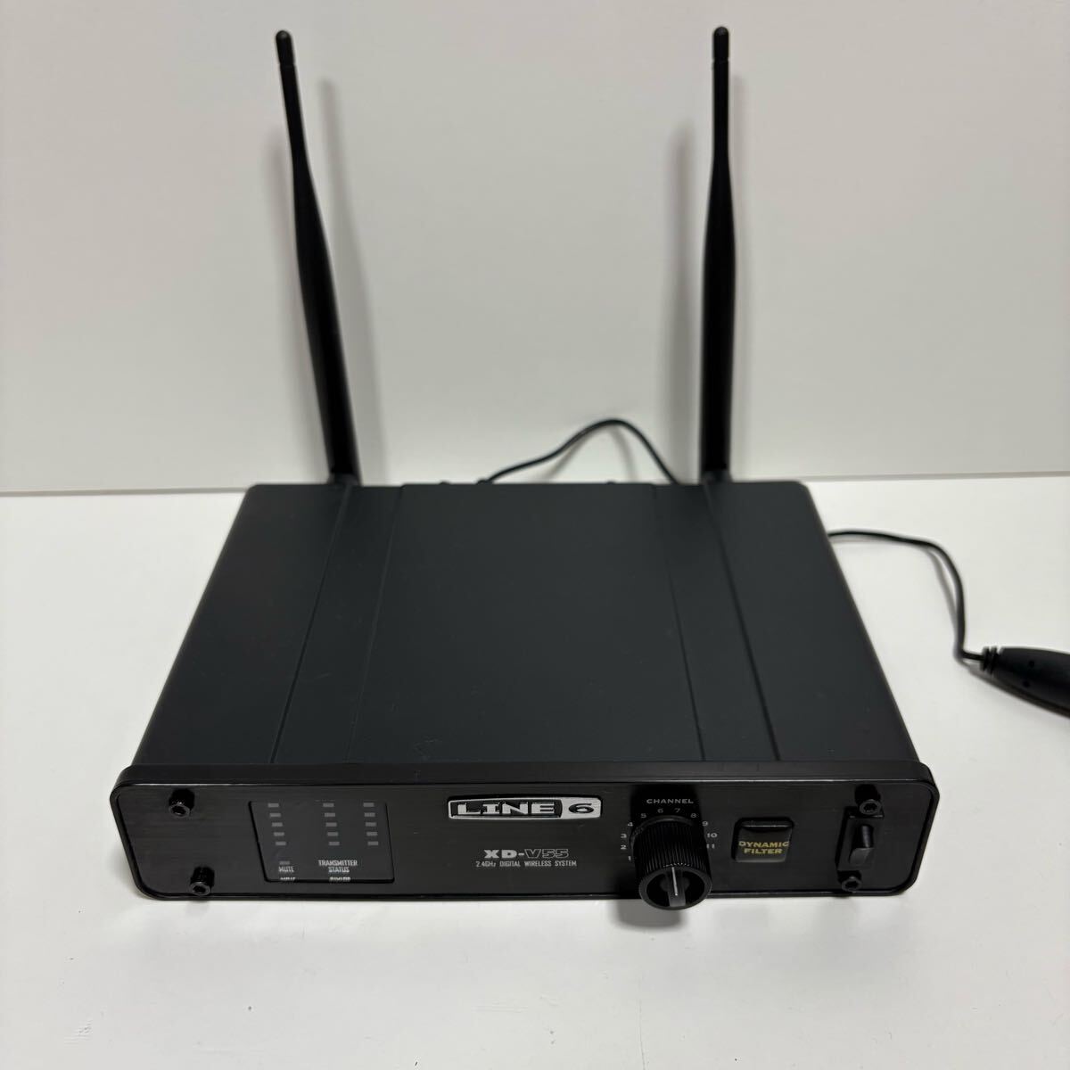XD-V55HS Digital Vocal Wireless Headset System Black - Line