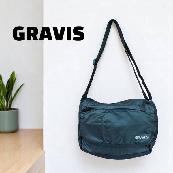 グラビス GRAVIS ショルダーバッグ ブラック / 肩掛け 斜めがけ メンズ ナイロン 黒