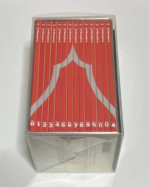 【美品】 ウルトラセブン コレクターズBOX 初回生産限定 DVD-BOX 13枚組 ウルトラマン #B422