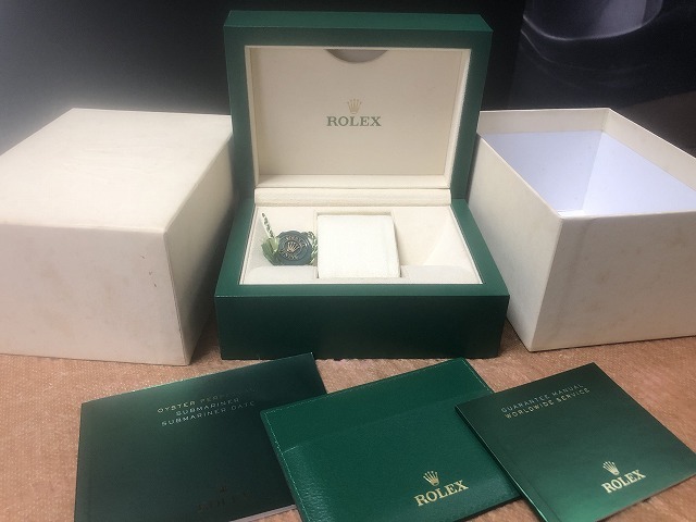 ROLEX Submariner サブマリーナ 箱付き付属品セット Yahoo!オークション -「ロレックス 箱 サブマリーナ」の落札相場