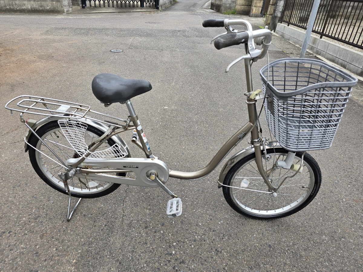 32 自転車 大阪市 【引取り限定】 20インチ mamafre 32 自転車 大阪市 【引取り限定】 20インチ mamafre - メルカリ