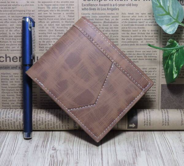 二つ折り財布 メンズ 財布 、コンパクト財布 、軽量、小銭入れ*新品*当日発送(薄いブラウン)