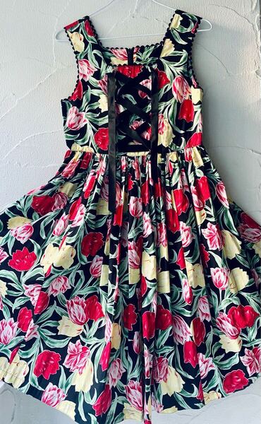 美品!子供服 ワンピース ロング丈 袖なし 綿100% チューリップ柄 130~150cm 発表会 カジュアル お出かけ 可愛い