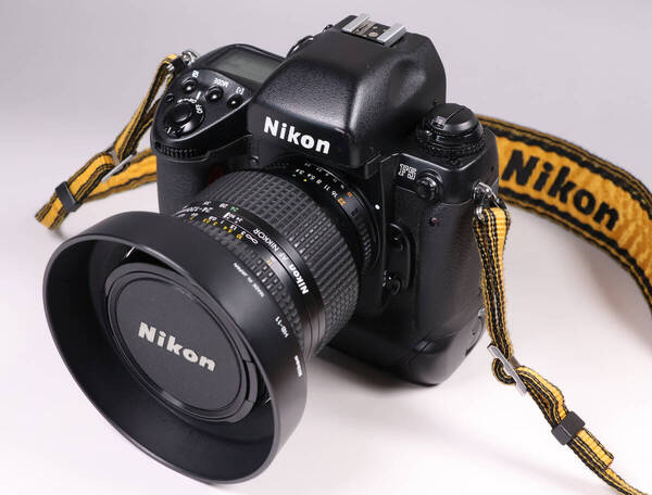 通電OK Nikon ニコン F5 一眼レフ フィルムカメラ NIKKOR レンズ 24-120㎜ F3.5-5.6D【CM210】