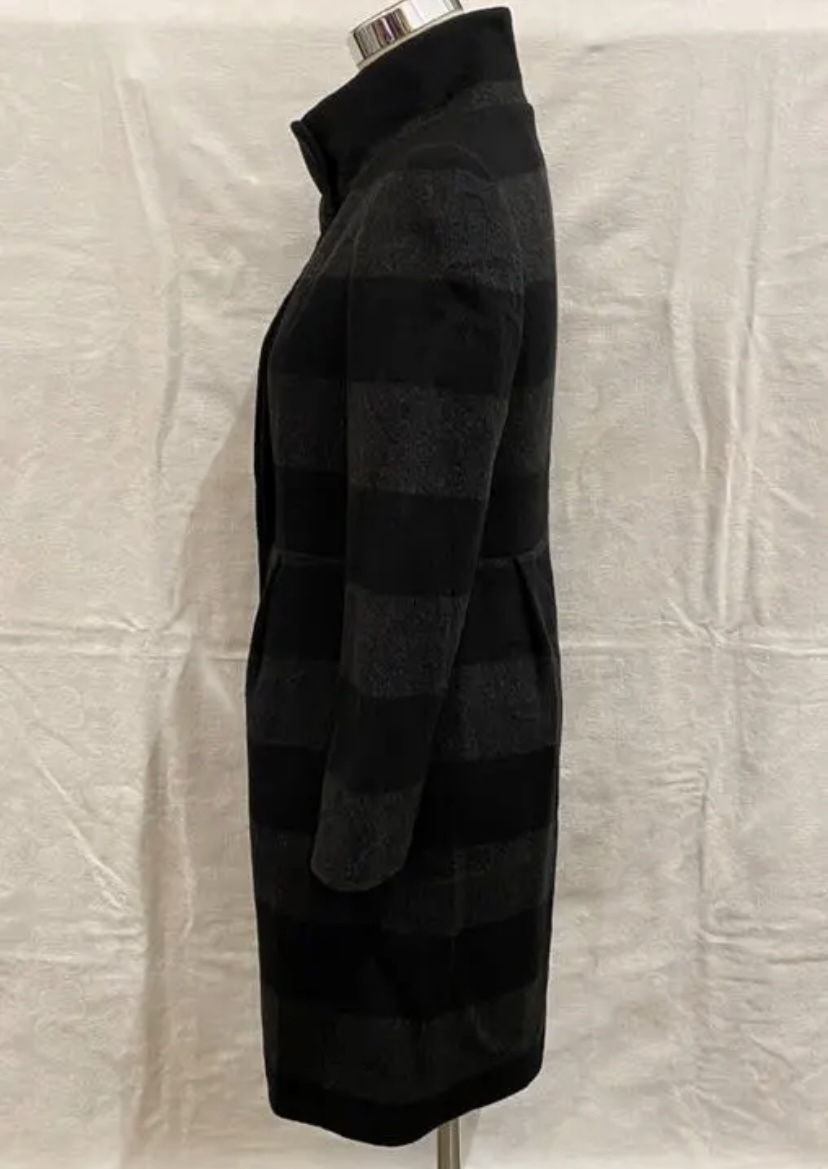 ストロベリー・フィールズ　スタンドカラーコート　新品未使用 ストロベリー・フィールズ スタンドカラーコート 新品未使用