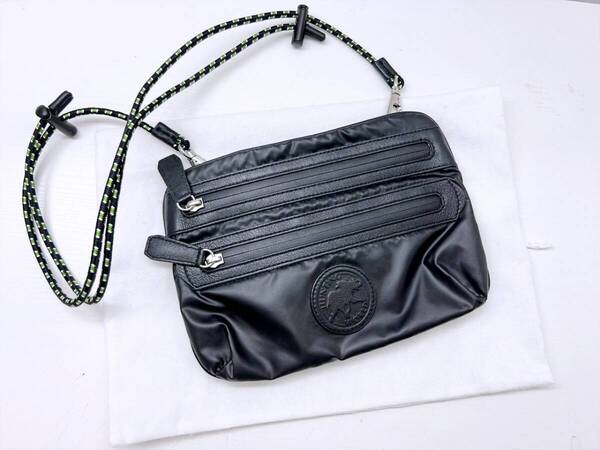 美品 HUNTING WORLD ハンティングワールド ロゴ ナイロン ショルダーポシェット サコッシュ