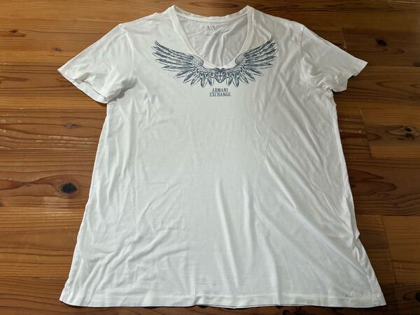 送料込み!ARMANI EXCHANGE Vネック 半袖Tシャツ XLサイズ 羽根 Tシャツ アルマーニエクスチェンジ 大きいサイズ 薄手 アメリカサイズ