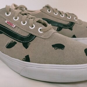 期間特価3000円引き中!!【グレージュアッパーにスケートボードの総柄がレトロテイストMAX/中古】バンズ VANS スニーカー メンズ 27.5